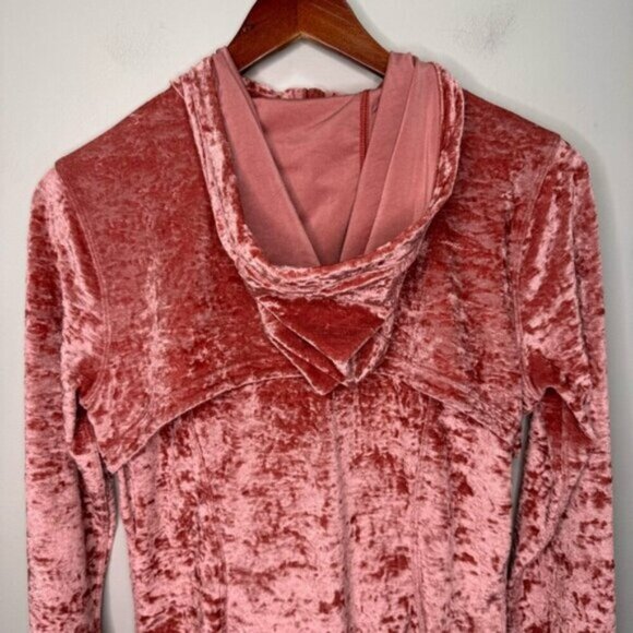 Lululemon Special Edition Hooded Define Jacket Crushed Velvet Soft Cranberry - Picture 10 of 15